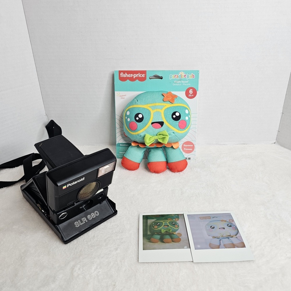 Vintage Polaroid SLR 680 Instant Film Camera Autofocus Folding Camera Tested